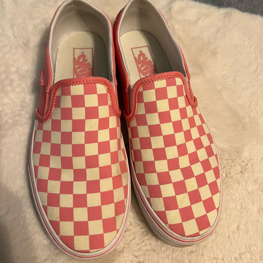 PINK CHECKER VANS